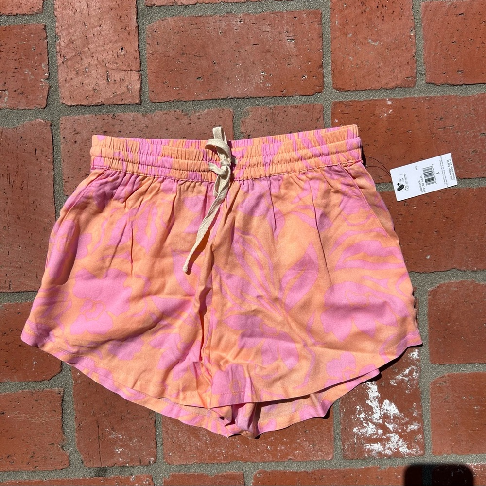 NWT Billabong Shorts Size S